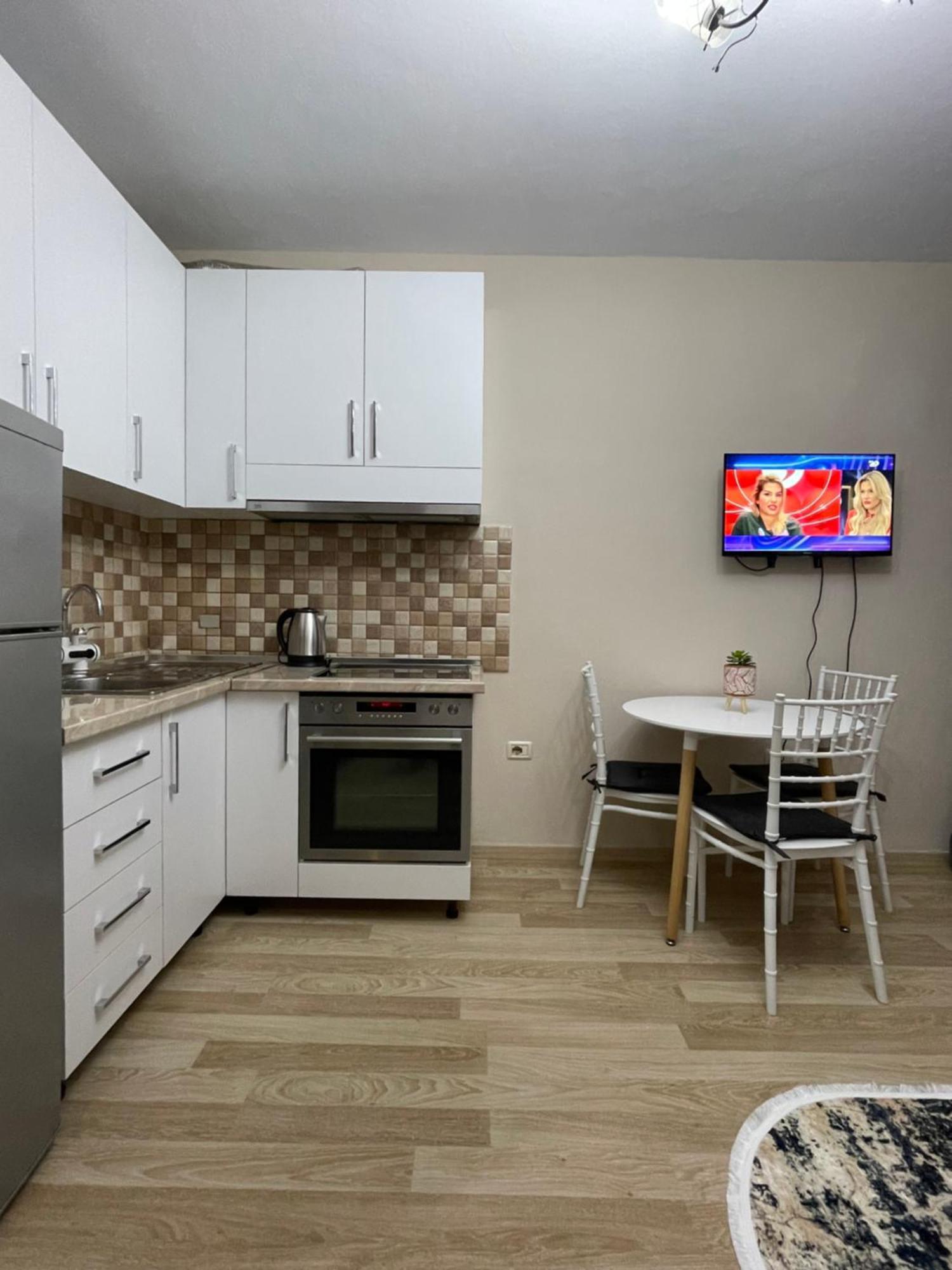 Comfort Apartment City Center ティラナ エクステリア 写真